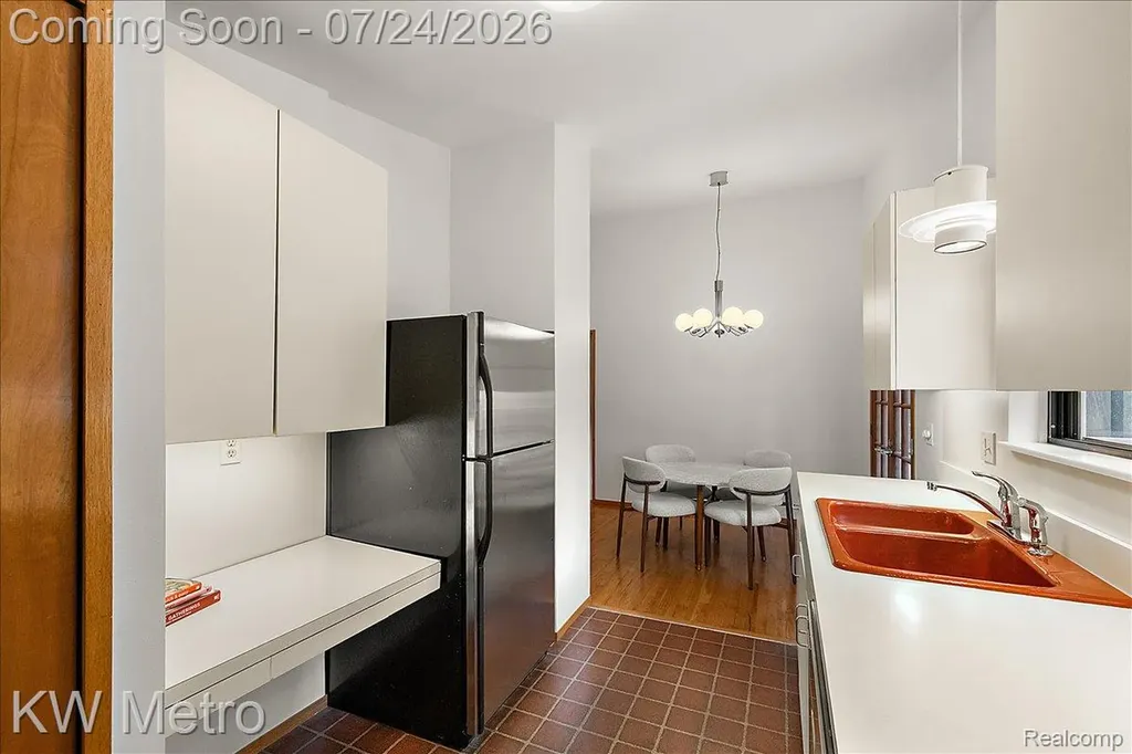 2804 Rhineberry Road Rochester Hills City MI 48309