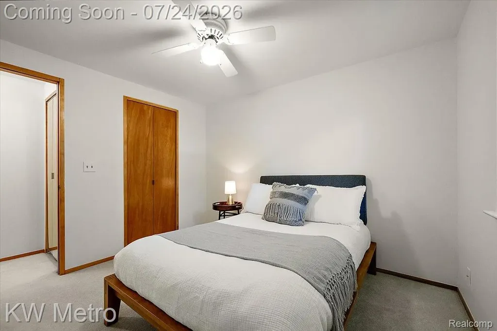 2804 Rhineberry Road Rochester Hills City MI 48309
