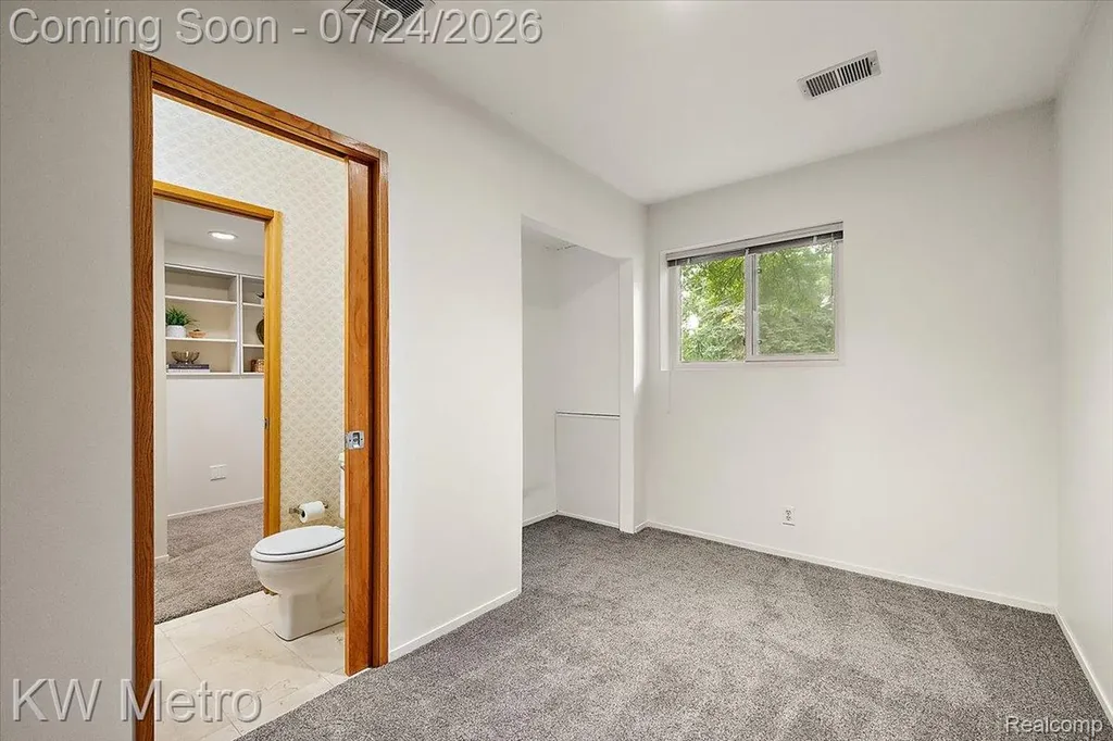 2804 Rhineberry Road Rochester Hills City MI 48309