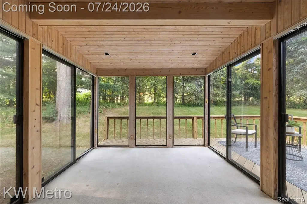 2804 Rhineberry Road Rochester Hills City MI 48309