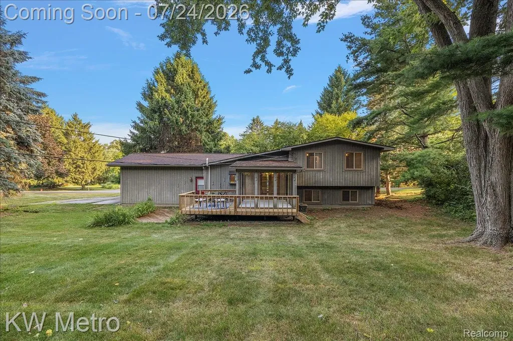 2804 Rhineberry Road Rochester Hills City MI 48309