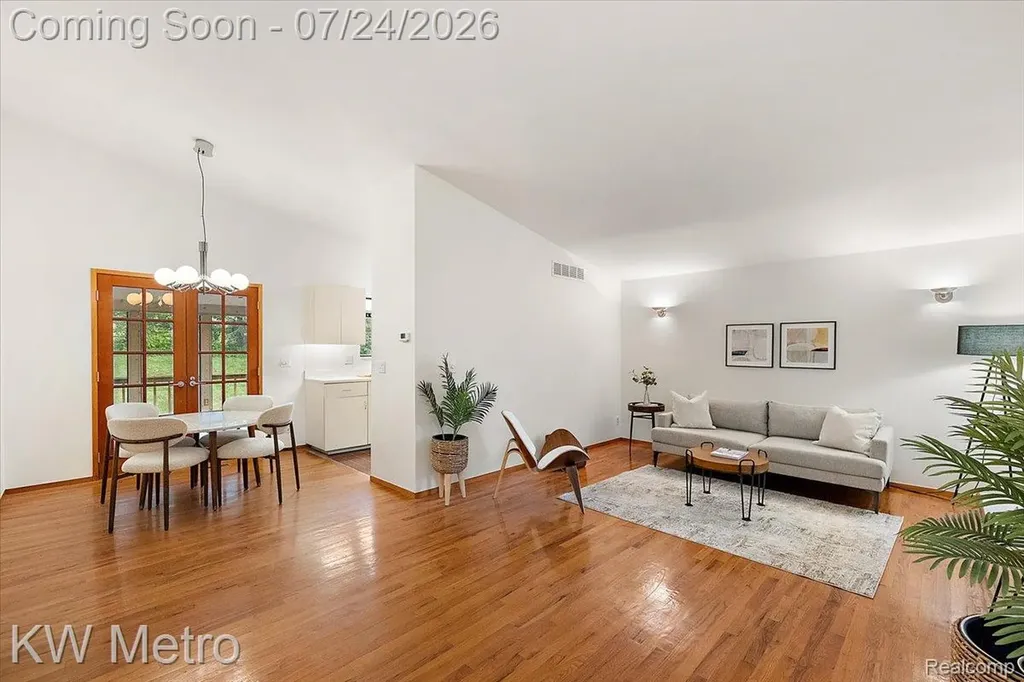 2804 Rhineberry Road Rochester Hills City MI 48309