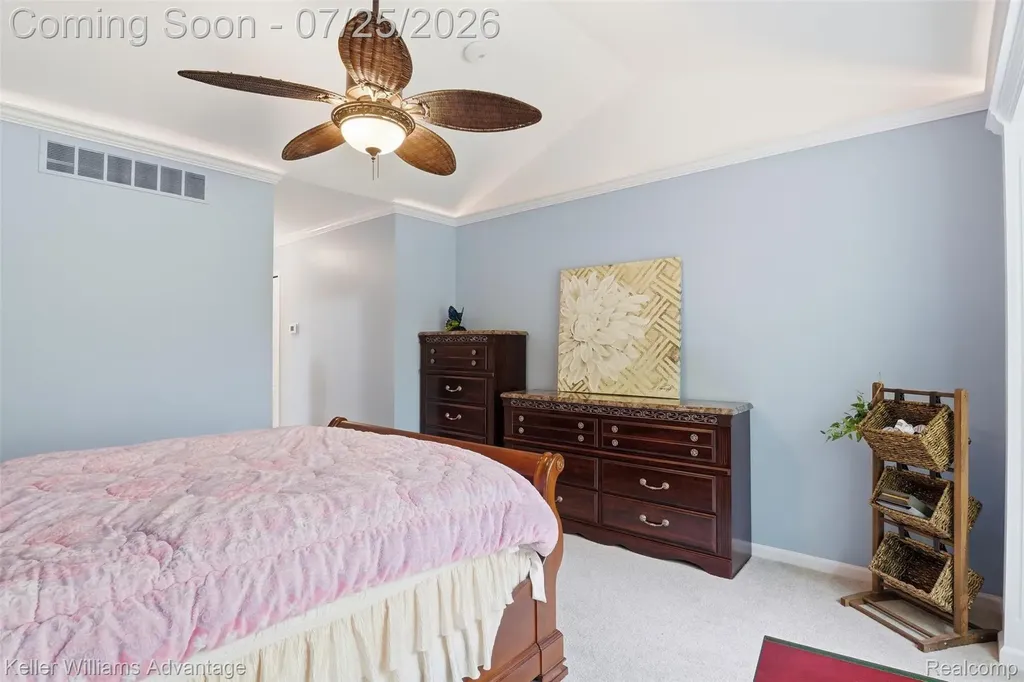49457 N Glacier Northville Township MI 48168