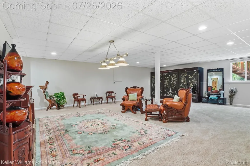 49457 N Glacier Northville Township MI 48168