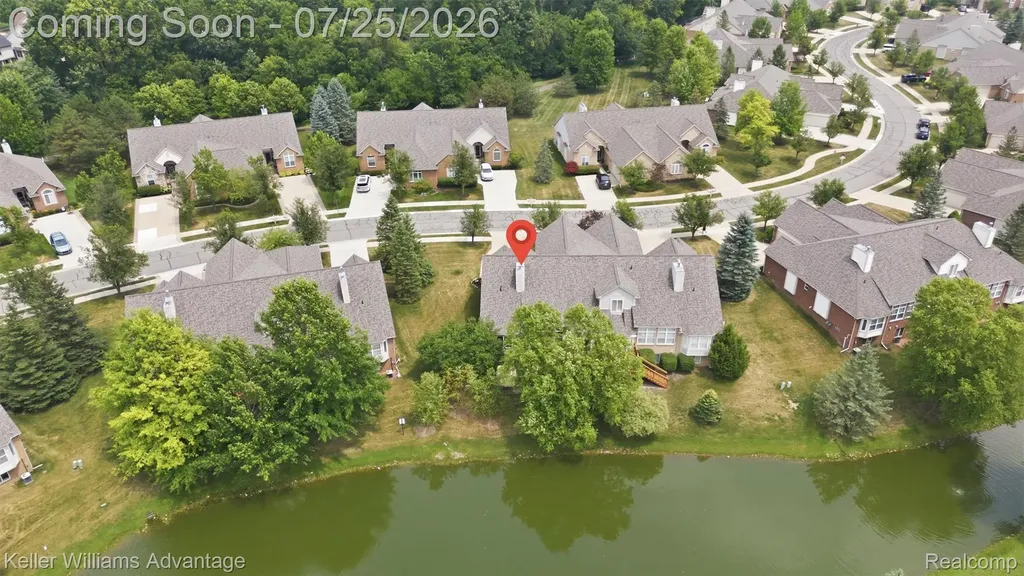 49457 N Glacier Northville Township MI 48168