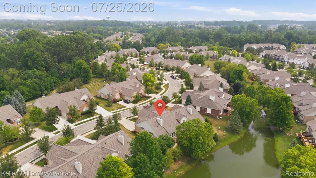 49457 N Glacier Northville Township MI 48168