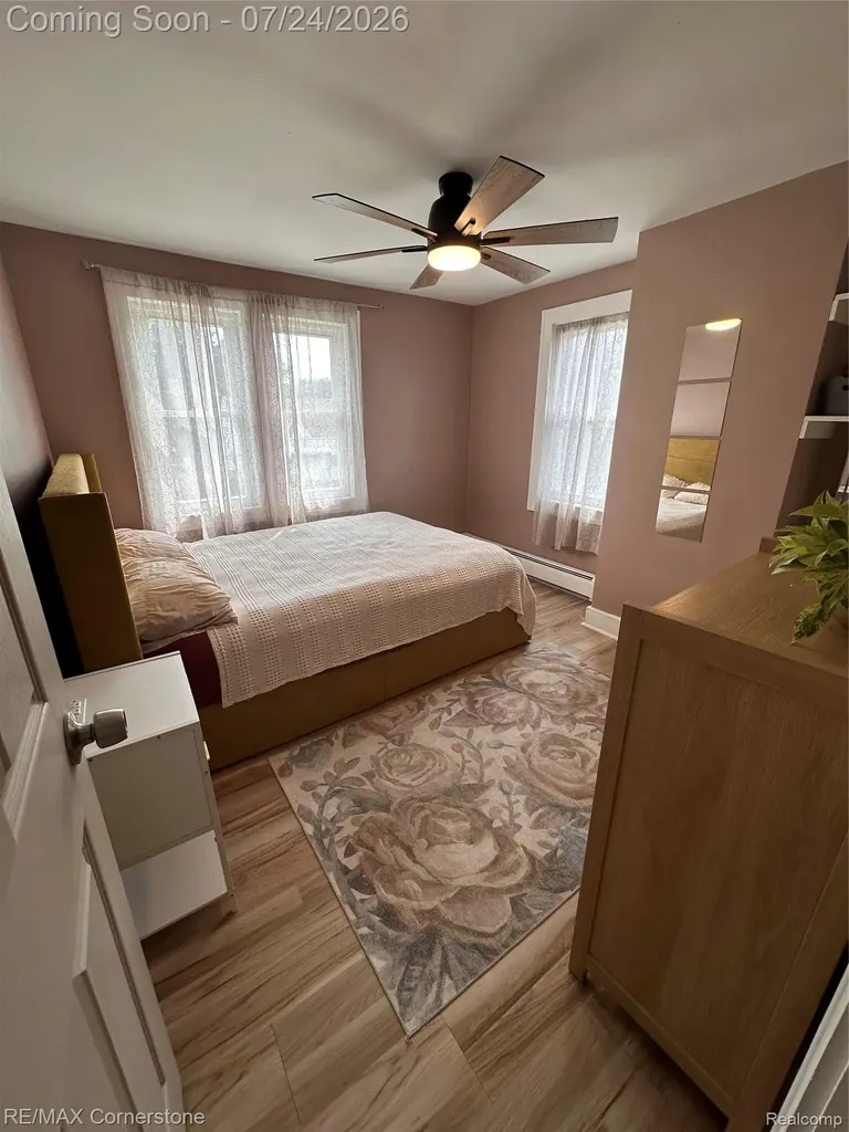 4040 Longtin Avenue Lincoln Park City MI 48146