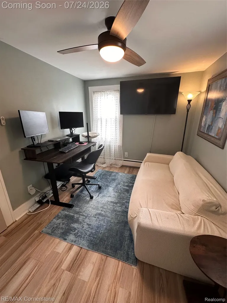 4040 Longtin Avenue Lincoln Park City MI 48146