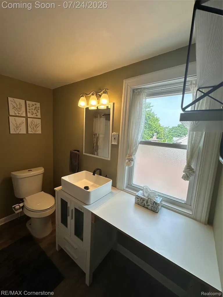4040 Longtin Avenue Lincoln Park City MI 48146