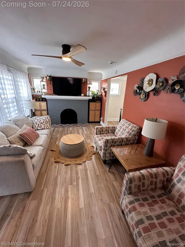 4040 Longtin Avenue Lincoln Park City MI 48146