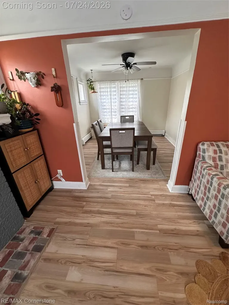 4040 Longtin Avenue Lincoln Park City MI 48146