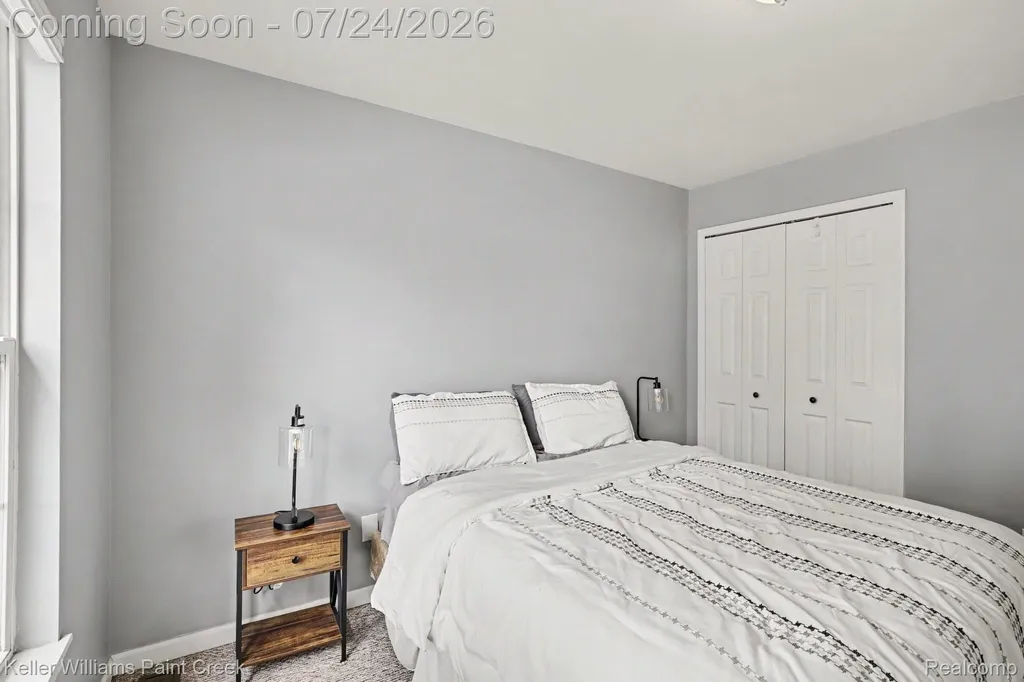 4215 Seeden Street Waterford Charter Township MI 48329