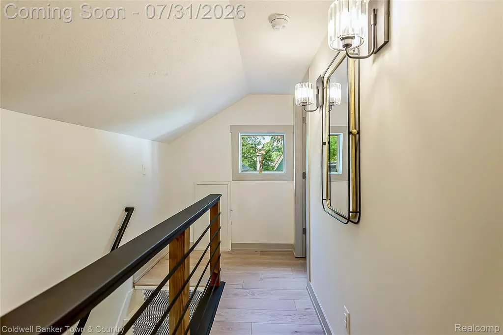 416 W Washington Street Howell City MI 48843
