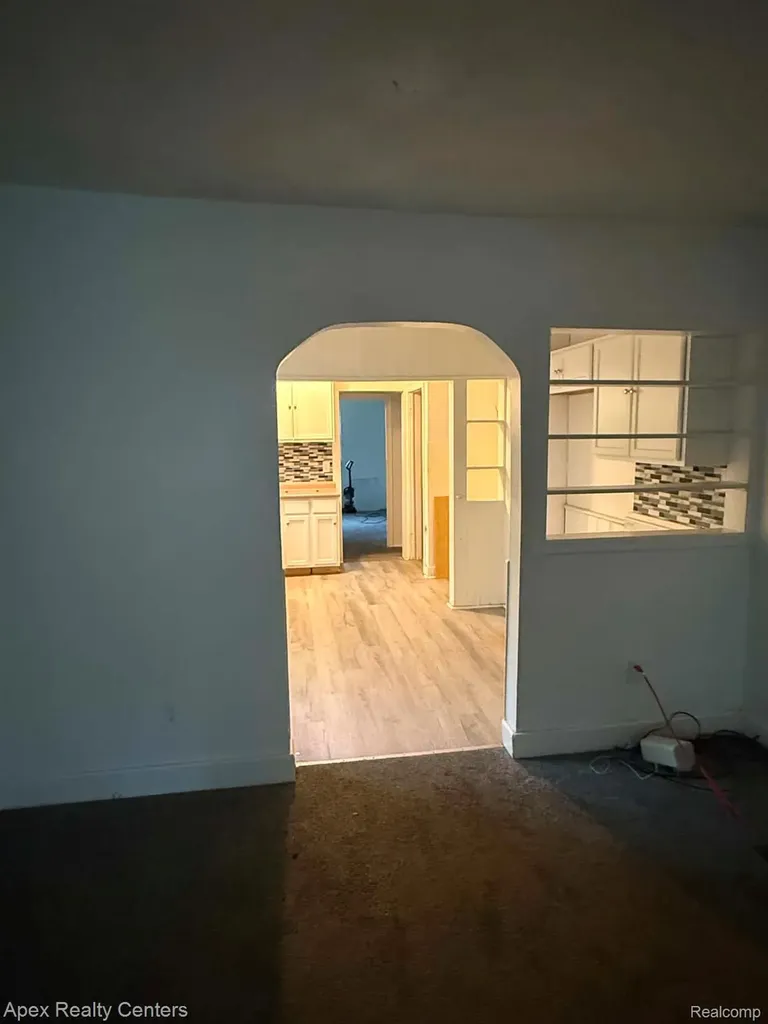 6063 Auburn Street Detroit City MI 48228