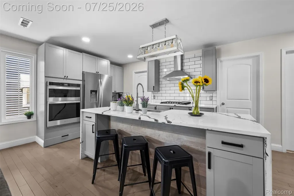 1826 Morris Avenue Lincoln Park City MI 48146