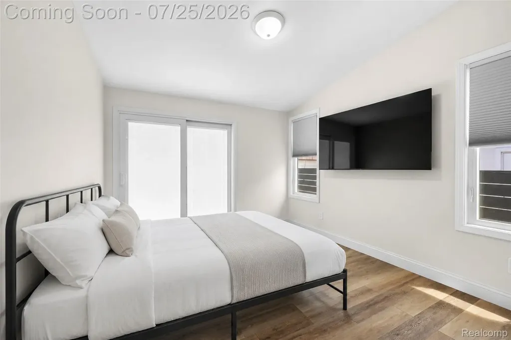 1826 Morris Avenue Lincoln Park City MI 48146