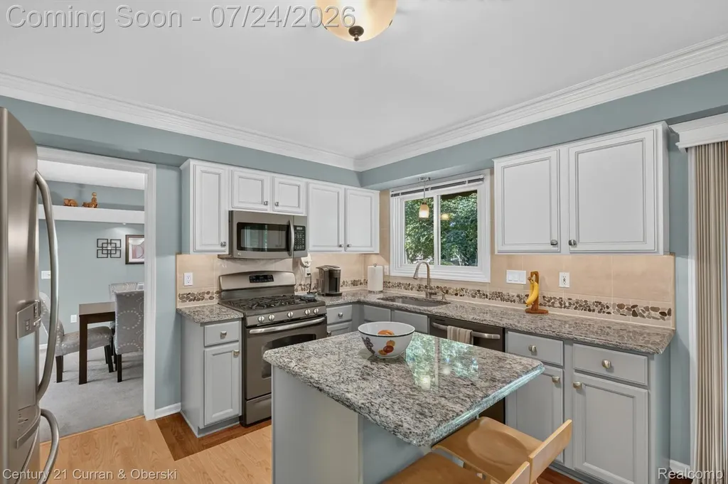 6585 Norwood Drive Canton Charter Township MI 48187