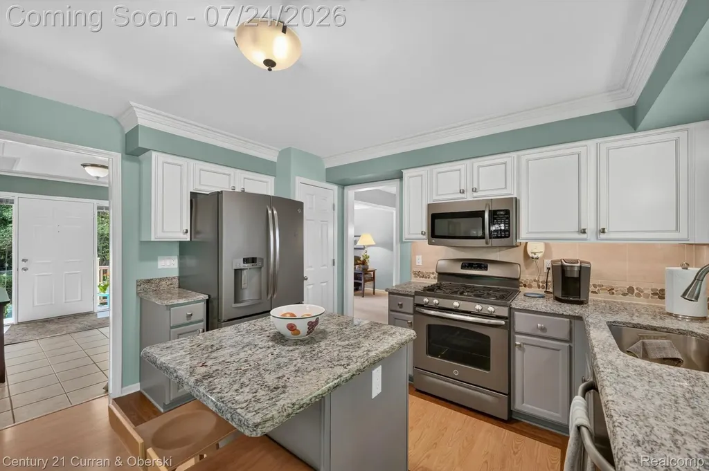 6585 Norwood Drive Canton Charter Township MI 48187