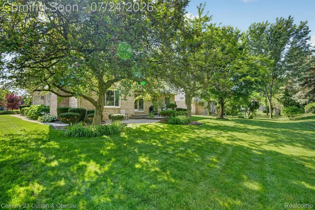 6585 Norwood Drive Canton Charter Township MI 48187