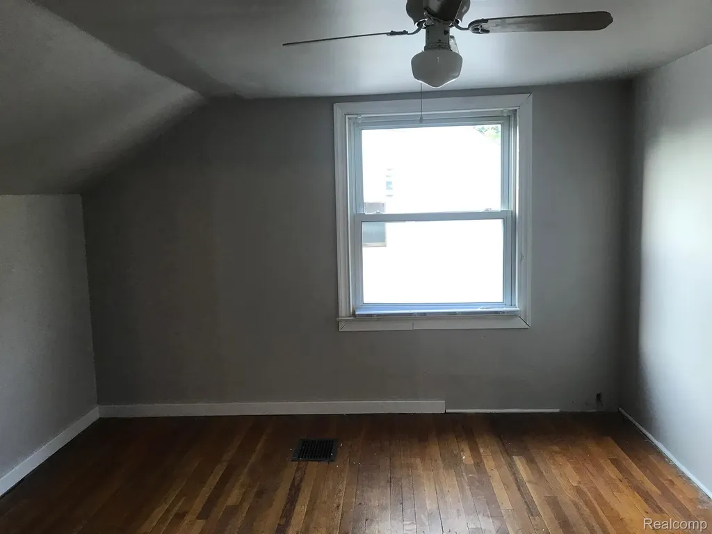 6422 Plainview Avenue Detroit City MI 48228