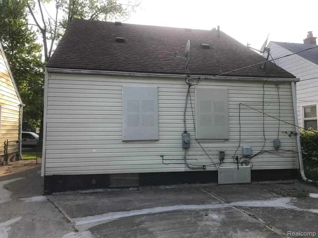 6422 Plainview Avenue Detroit City MI 48228