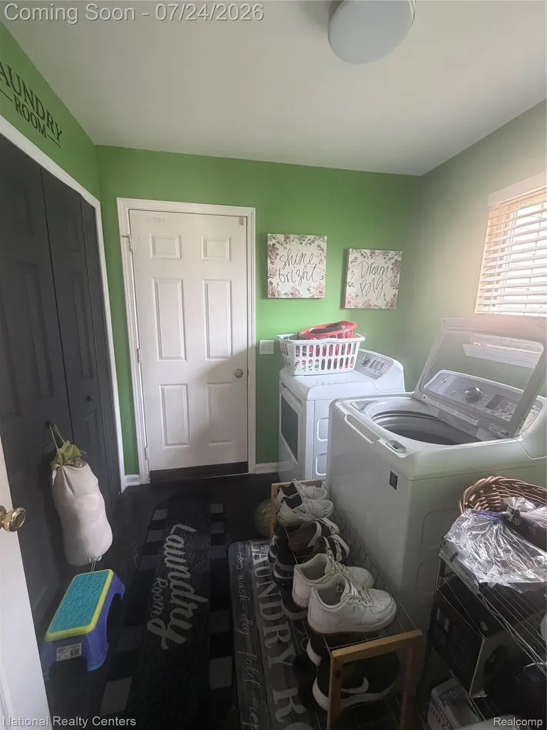 6390 Briarcliff Drive Van Buren Charter Township MI 48111