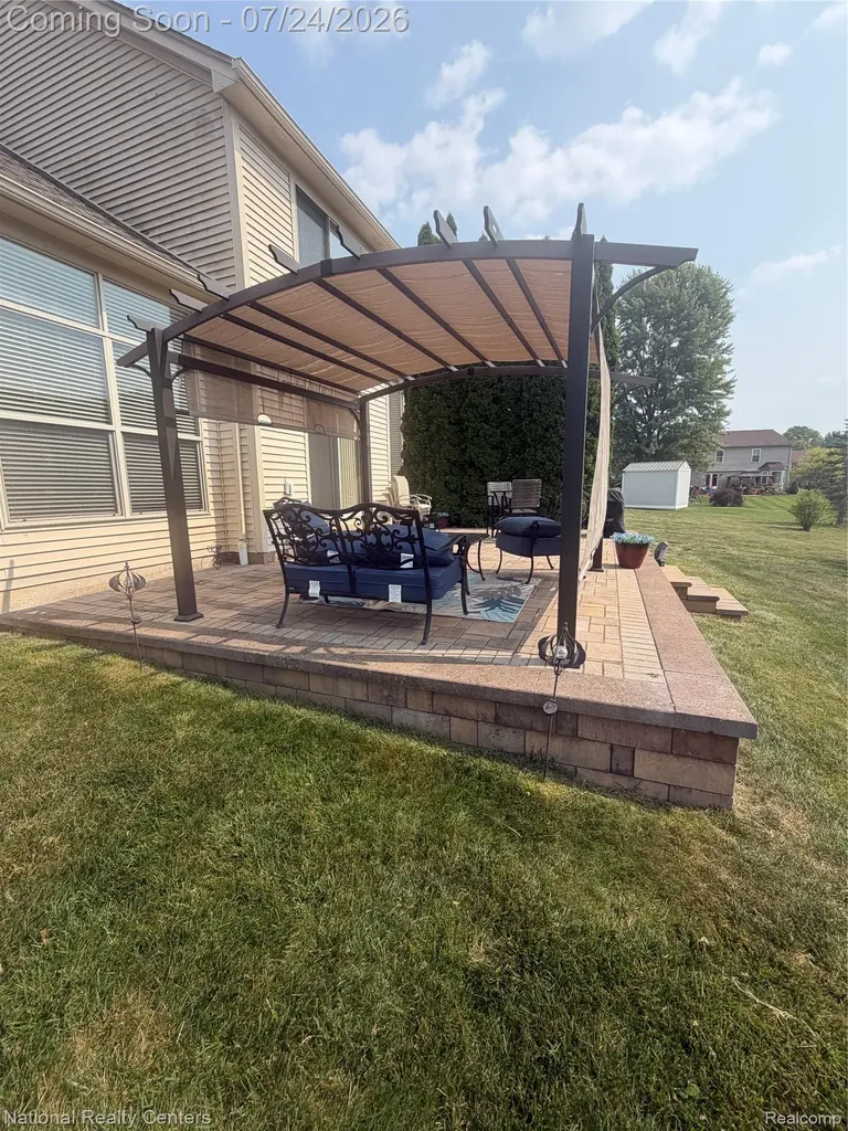 6390 Briarcliff Drive Van Buren Charter Township MI 48111