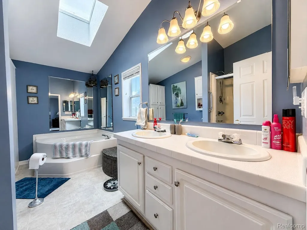 551 Twin Lakes Drive Kimball Township MI 48074