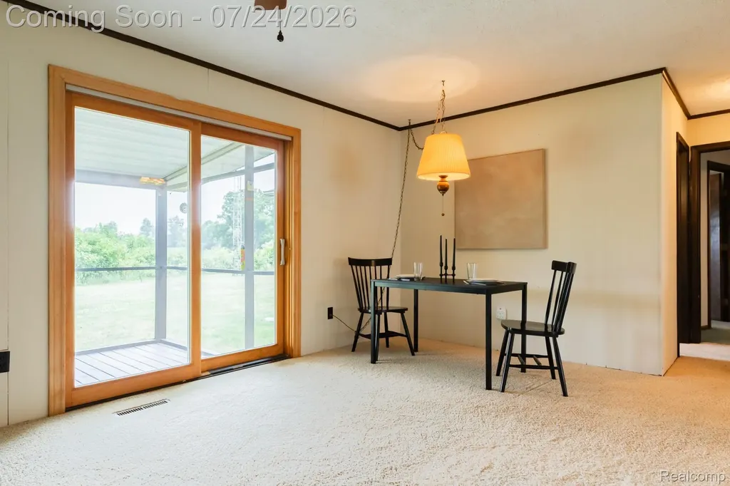 895 Haslett Road E Williamstown Township MI 48895
