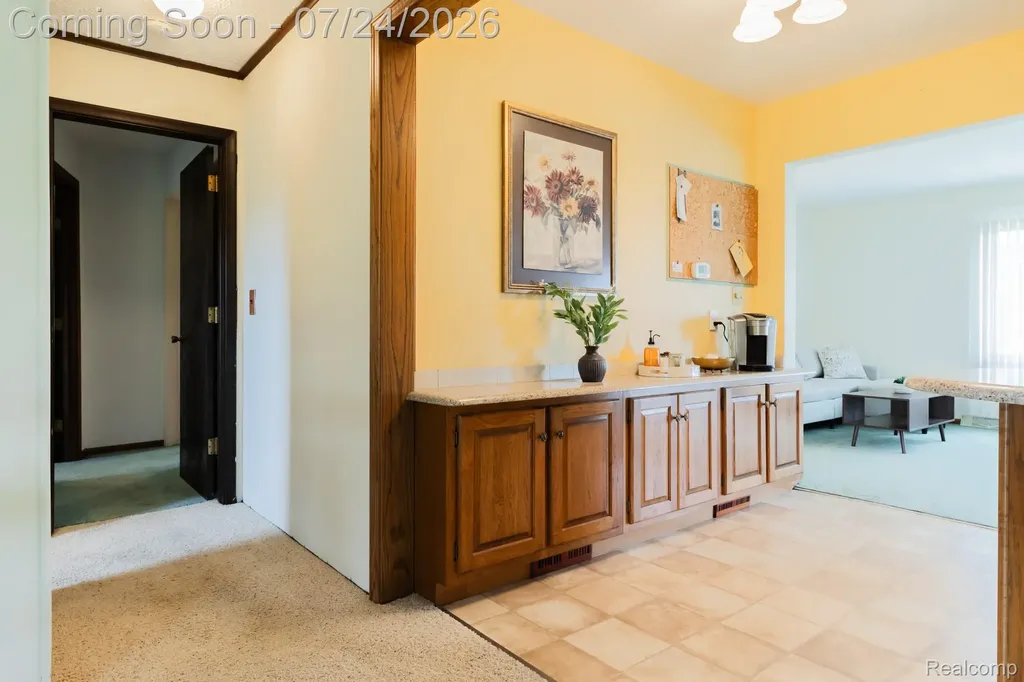 895 Haslett Road E Williamstown Township MI 48895