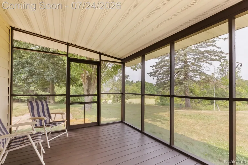 895 Haslett Road E Williamstown Township MI 48895