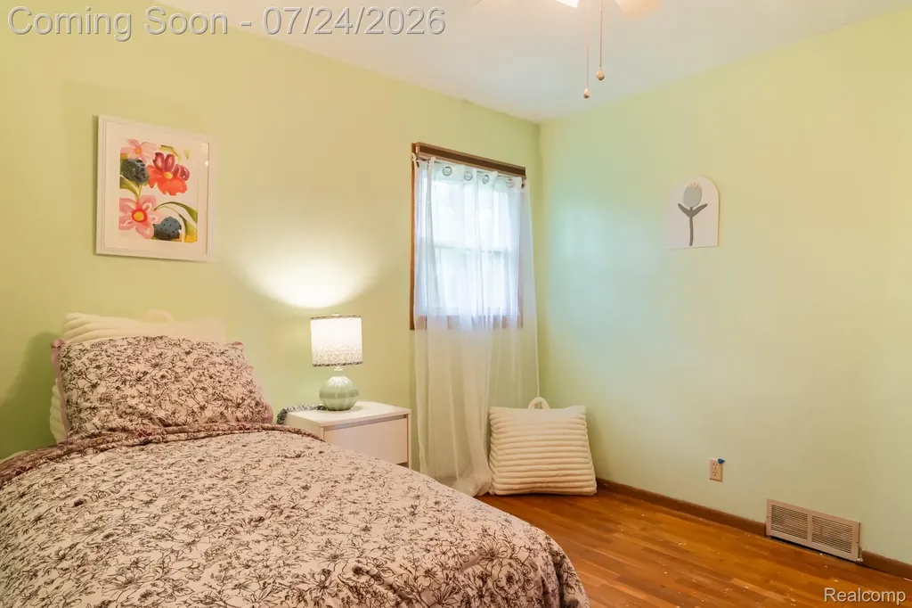 895 Haslett Road E Williamstown Township MI 48895