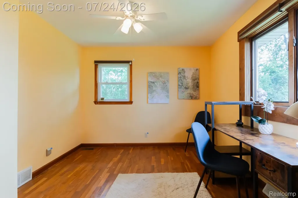 895 Haslett Road E Williamstown Township MI 48895