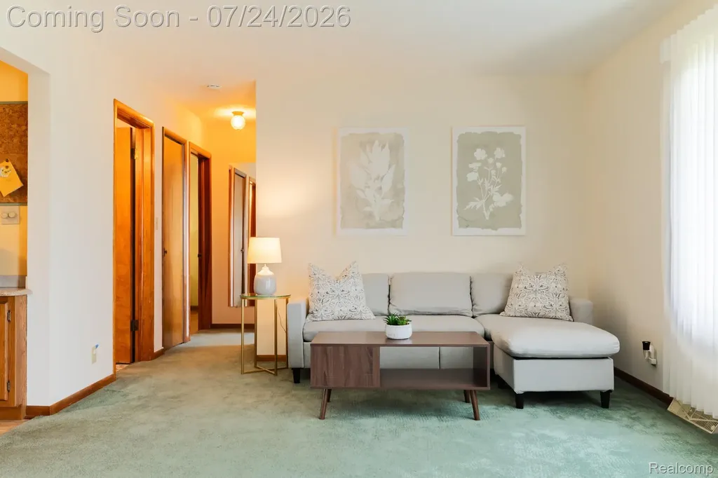 895 Haslett Road E Williamstown Township MI 48895