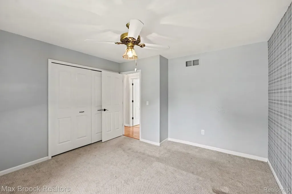 1872 Sherlynn Drive Brighton Township MI 48114