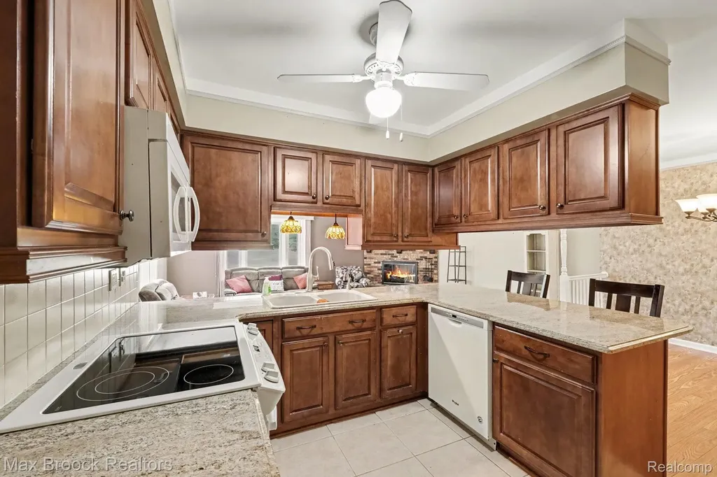 1872 Sherlynn Drive Brighton Township MI 48114