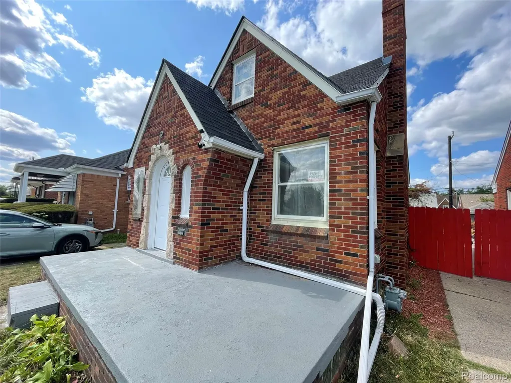 14931 Eastburn Street Detroit City MI 48205