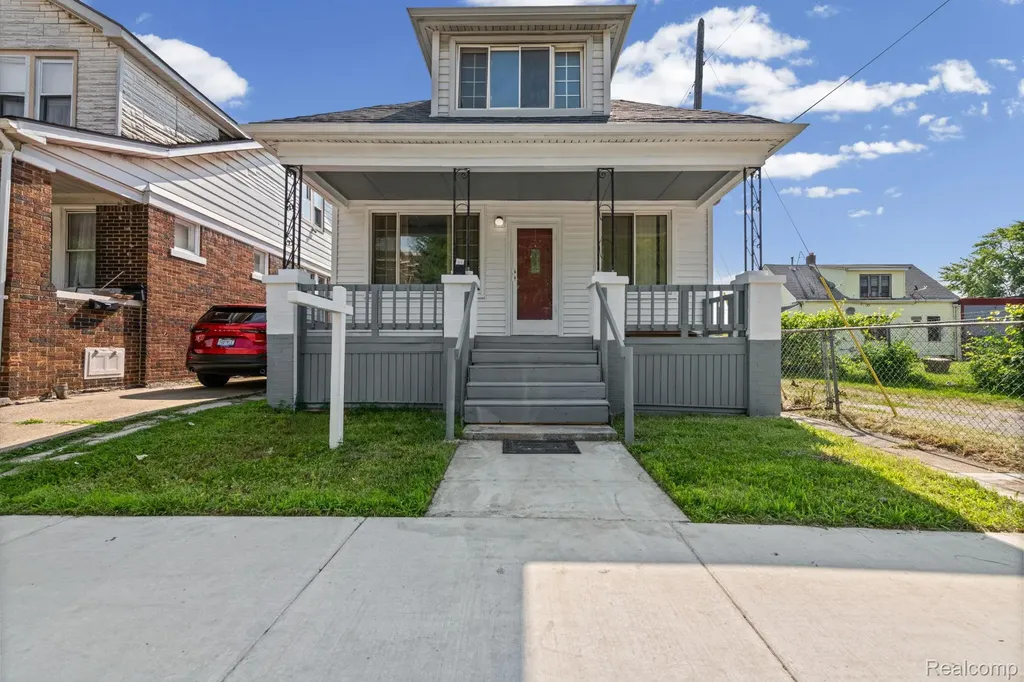 12826 Bloom Street Detroit City MI 48212