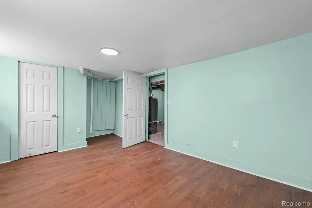 12826 Bloom Street Detroit City MI 48212