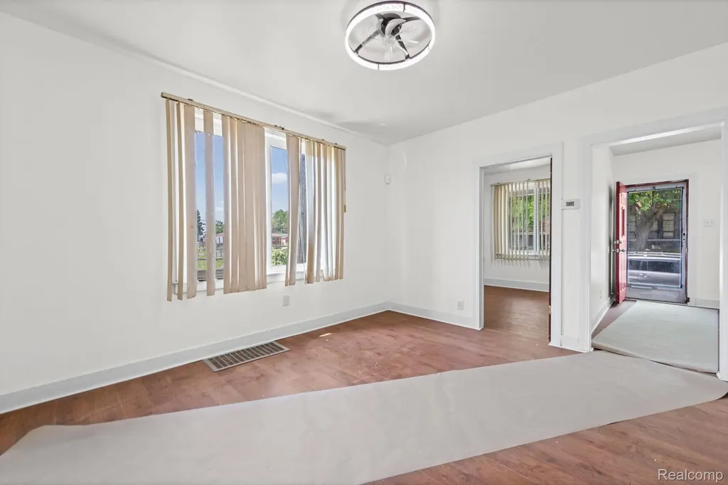 12826 Bloom Street Detroit City MI 48212