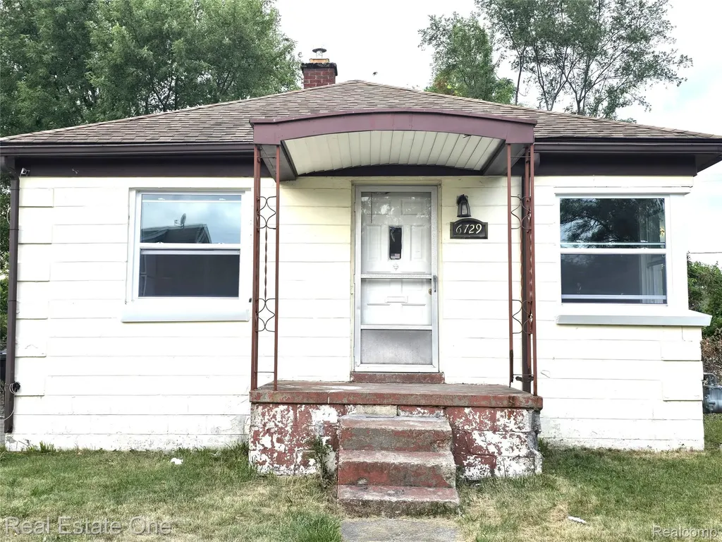 6729 Stahelin Avenue Detroit City MI 48228