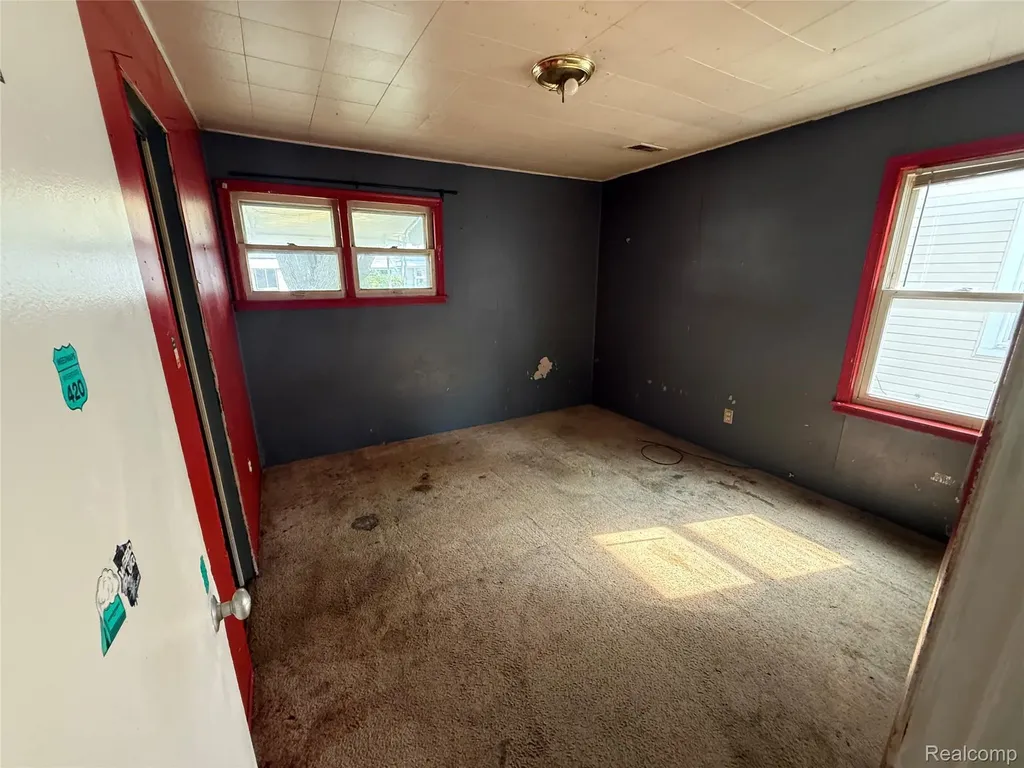 11290 Hudson Avenue Warren City MI 48089