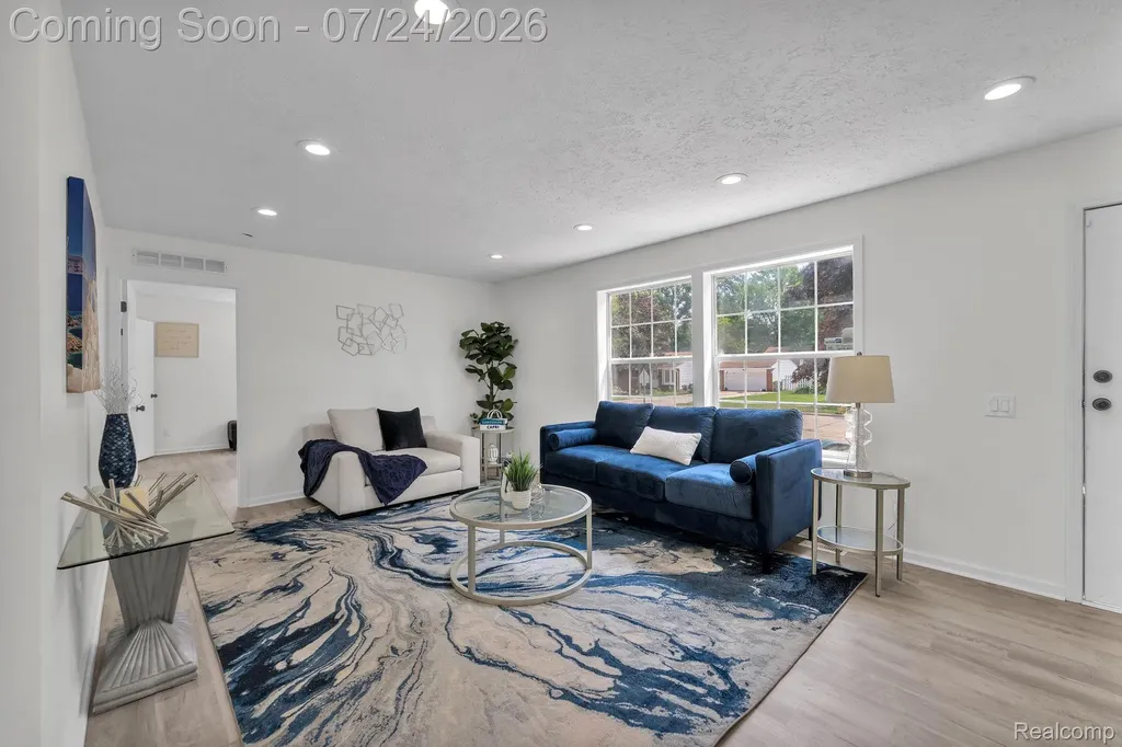 1119 Lathers Street Garden City City MI 48135
