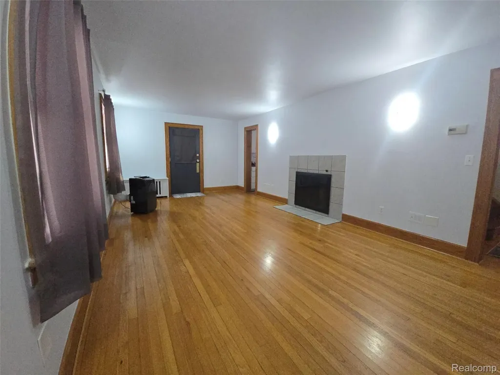 1526 W Houstonia Avenue Royal Oak City MI 48073