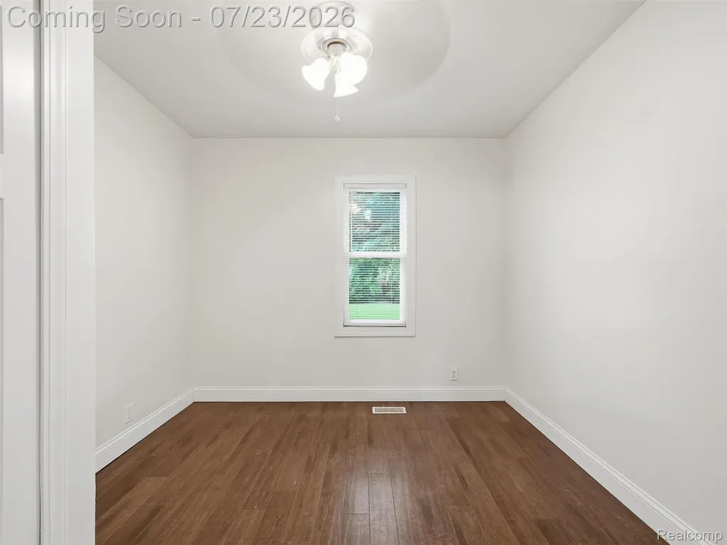 8241 Janis Street Utica City MI 48317