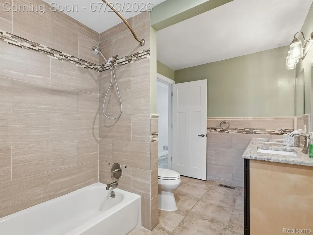 8241 Janis Street Utica City MI 48317