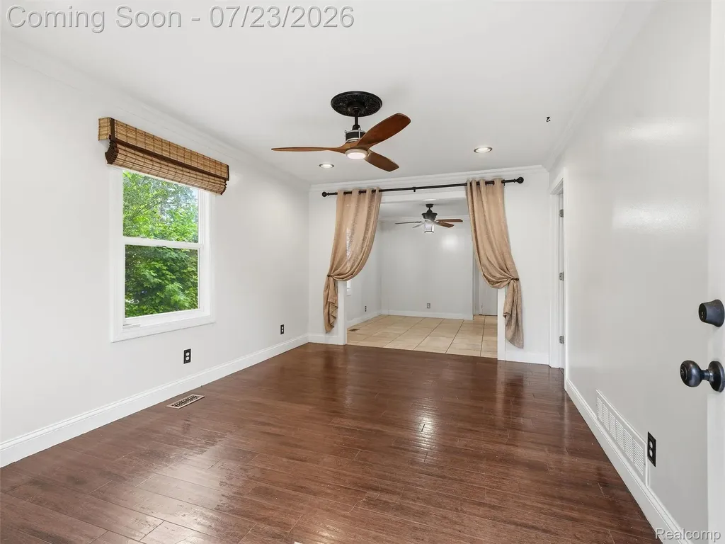 8241 Janis Street Utica City MI 48317
