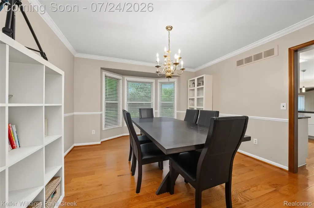 1105 Byron Drive Troy City MI 48098