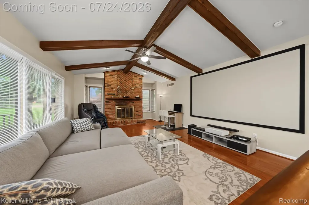 1105 Byron Drive Troy City MI 48098