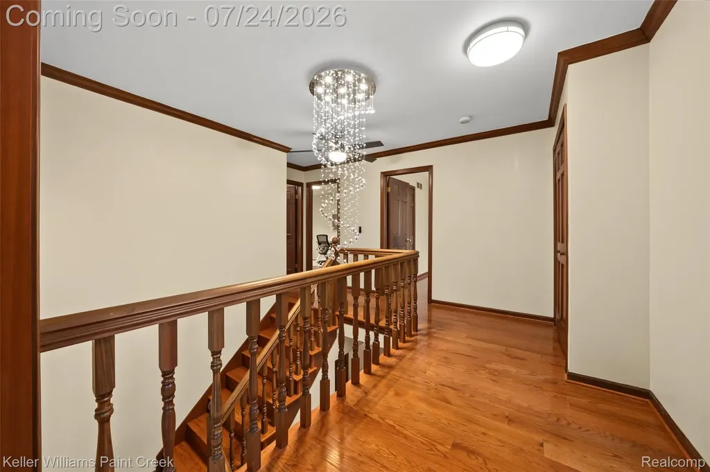 1105 Byron Drive Troy City MI 48098